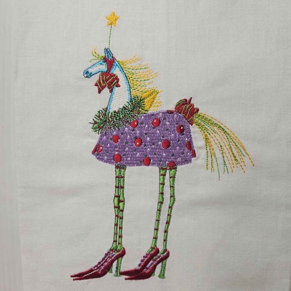 Patience Brewster Krinkles Christmas Horse Embroidered Holiday Tea Towel NWOT